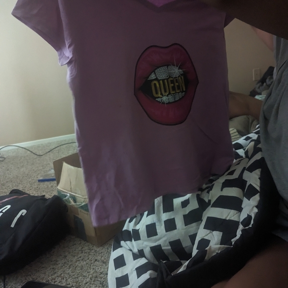 Clothes customs - Picture 11 of 12